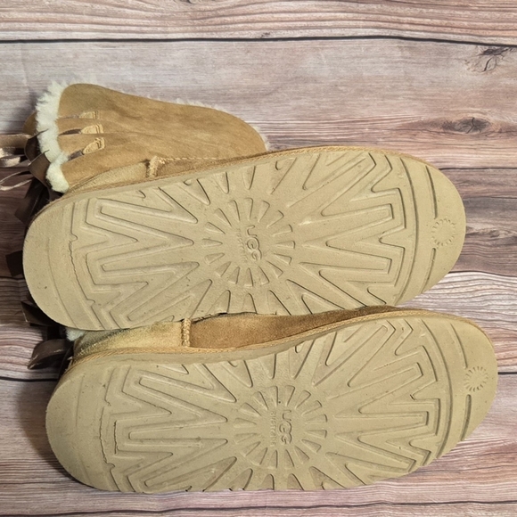 UGG Women's Brown Shearling Lace-Up Boots - Picture 4 of 6